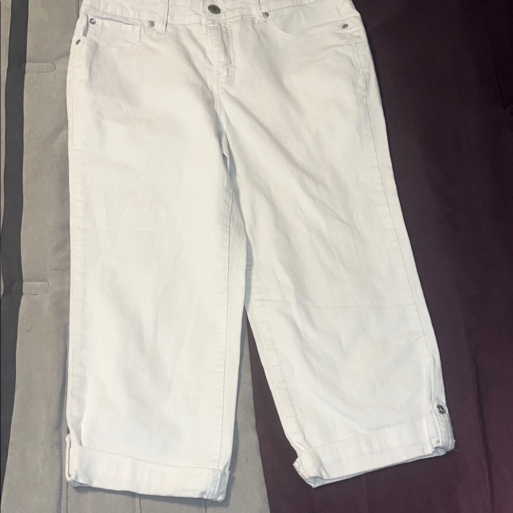 🏖️ Style & Co. Women's Crisp White Cropped Jeans